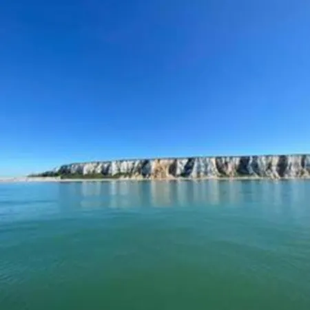 Сasa de vacaciones Maison La Perle Du Tréport 2 étoiles Avec Cour à 5 Mns à Pied La